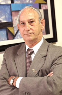 Seciesp homenageia o empresário Honório Percebão