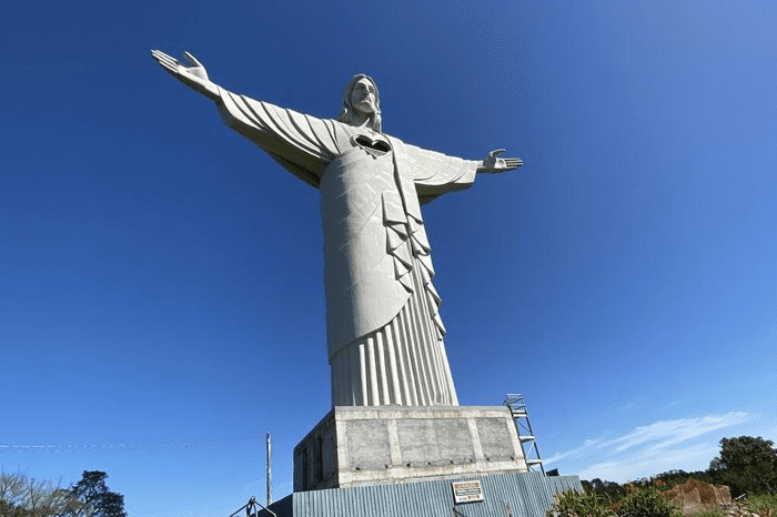 Previsto para março de 2023 o elevador que levará turistas ao coração do Cristo Protetor em Encantado (RS)