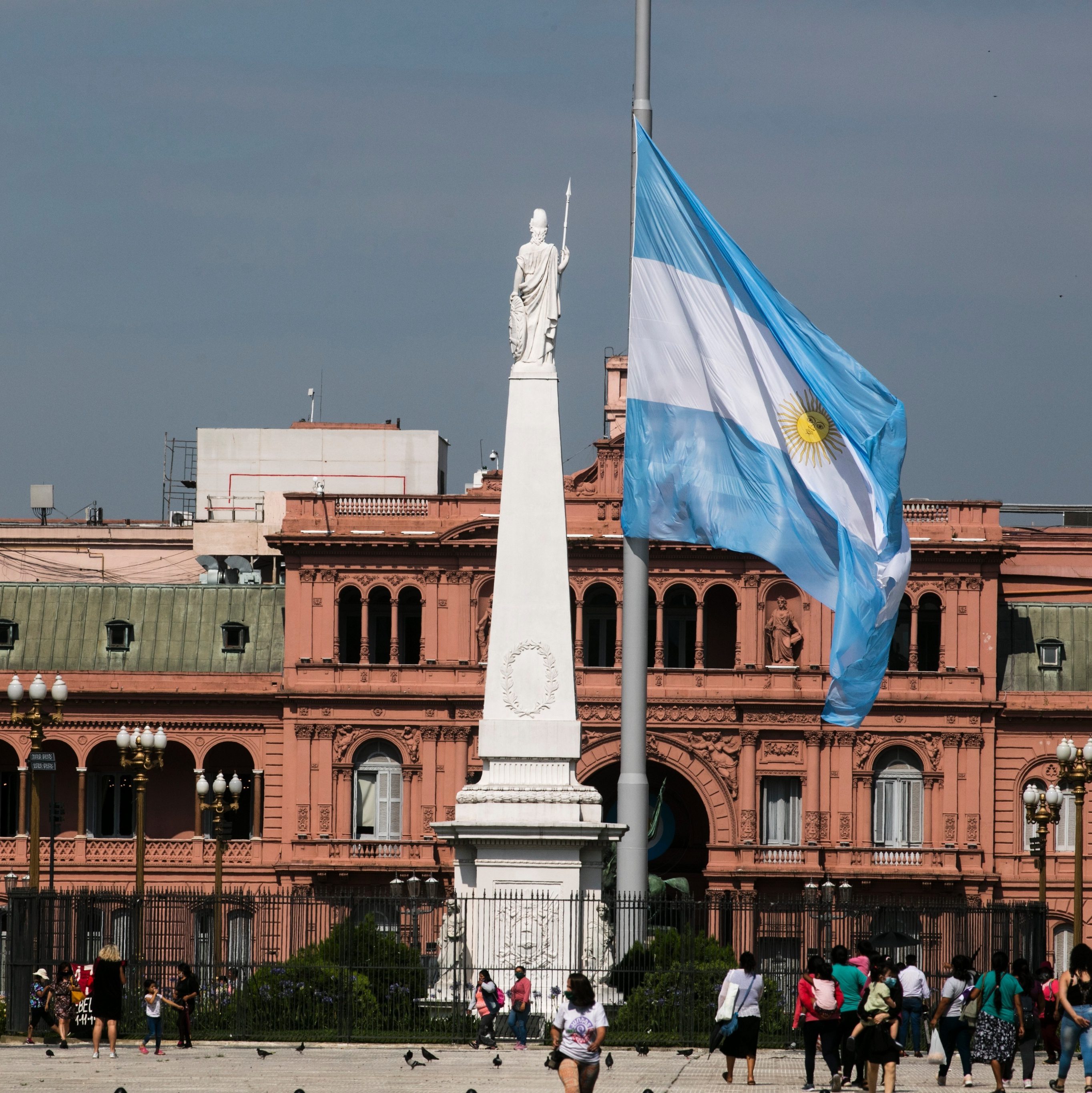 Elevadores chineses serão investigados por suposto dumping na Argentina