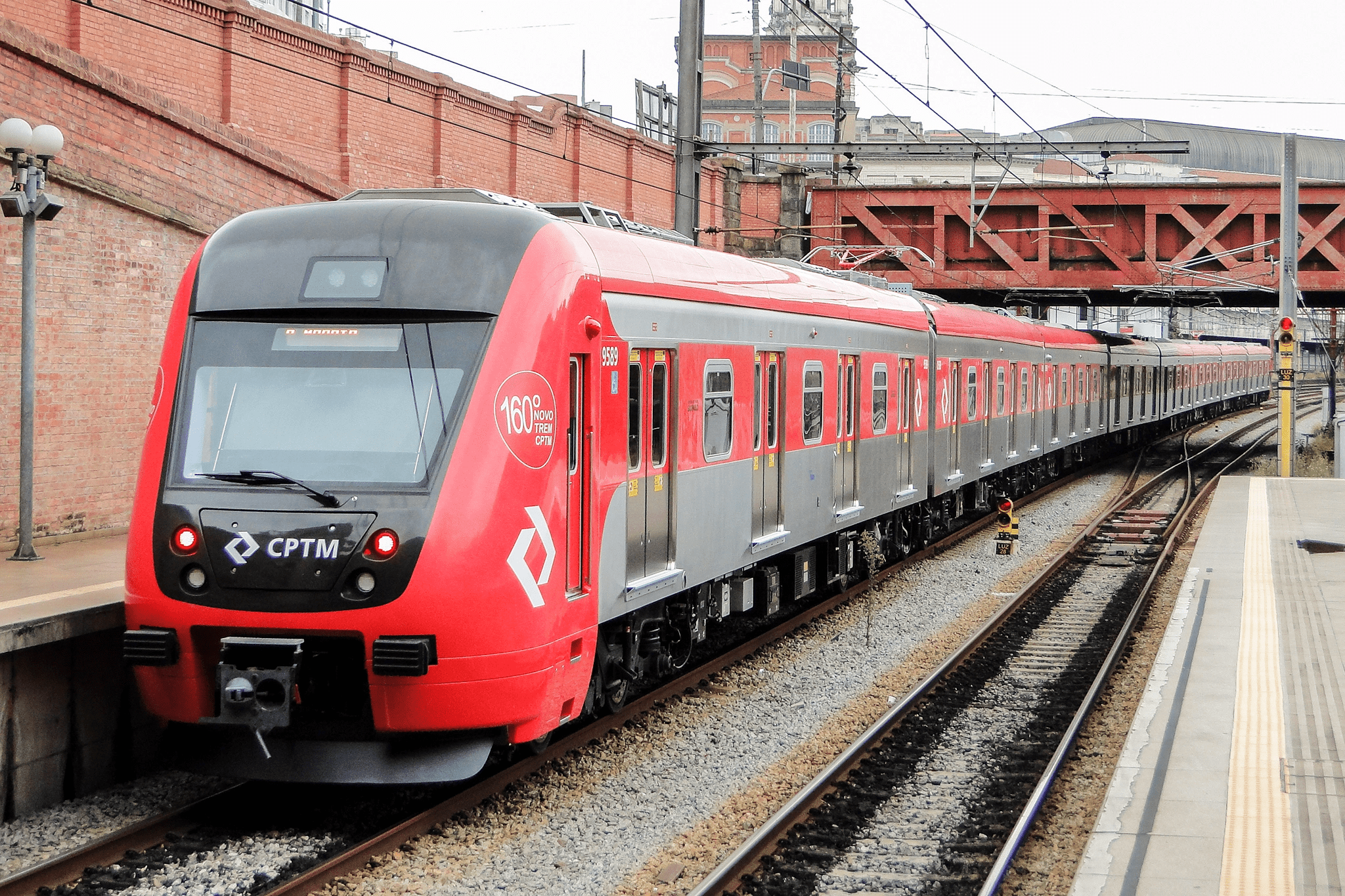 CPTM vai contratar manutenção para 16 elevadores