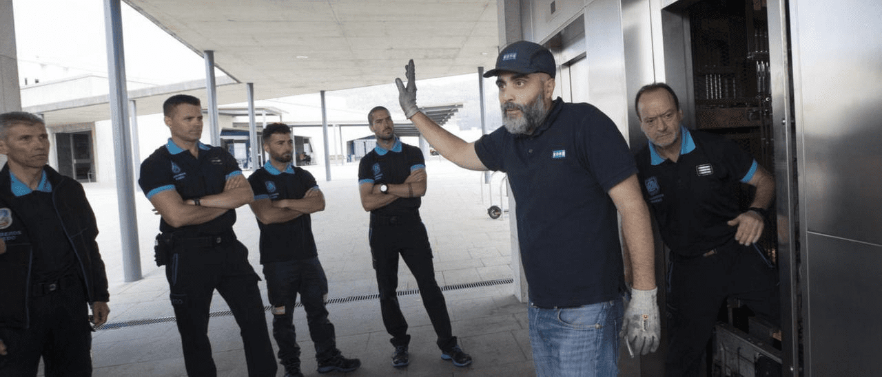 Bombeiros na Espanha recebem treinamento da KONE