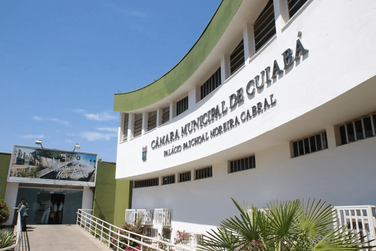 Elevadores melhorarão acessibilidade na Câmara de Cuiabá