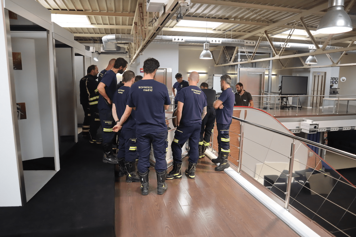 TKE Espanha treina bombeiros em Madrid