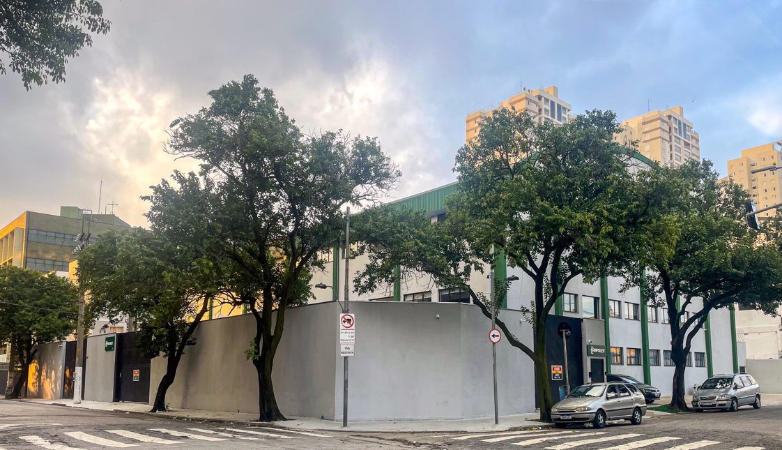 Imagem 3 - Vista Lateral da Unidade Fabril